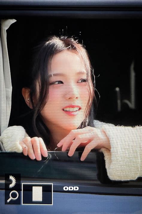 Jisoo Leaving Sbs Inkigayo Pre Recording