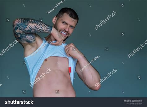 17 Sexy Male Model Body Nude Torso Sexy Naked Man Seductive Gay Tattoos