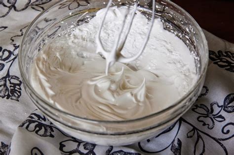 ТОП 3 базовые глазури для пасхального кулича. Классическая, без сахара ...