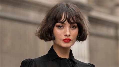 Hairstylist Joseph Maine Explains How To Cut And Style A French Bob