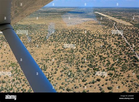 Bush Airstrip Hi Res Stock Photography And Images Alamy