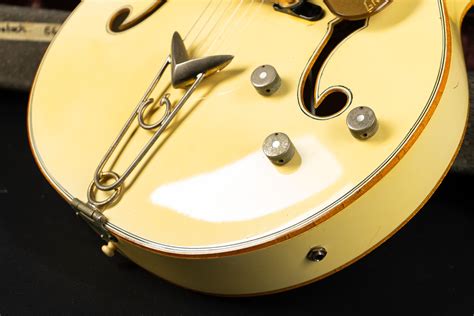 1956 Gretsch 6136 White Falcon Guitarpoint