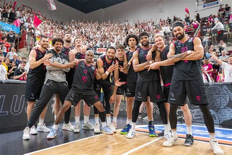 D Nisch Grenze Leicht Basketball Bundesliga Finale Feuchtigkeit Motor Brise