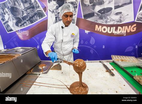 England Birmingham Bournville Cadbury World Chocolate Making Stock