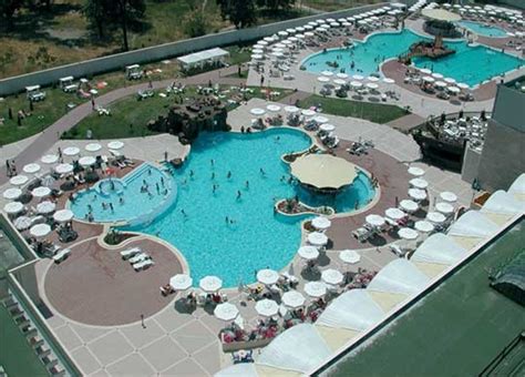 “Sankt Peterburg” seasonal aquapark | visitplovdiv.com