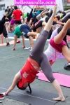 Chicas Hot Haciendo Yoga Mujeres Bellas En La Calle