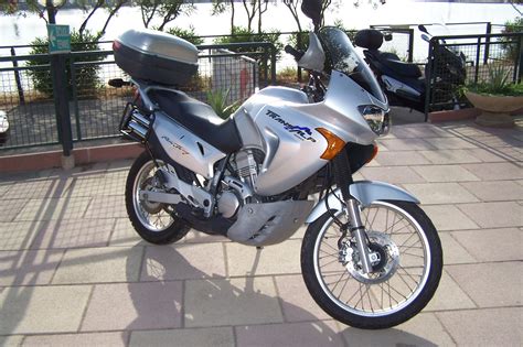 Prova Honda Transalp Xl V Insella It