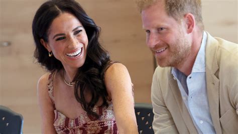 Meghan Markle W Kolumbii Niczym Shakira Wt Rowa Jej Ksi Harry