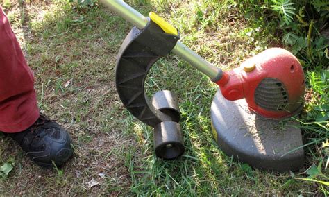 10 Best Lawn Edgers [ 2022 Reviews ] Best Of Machinery