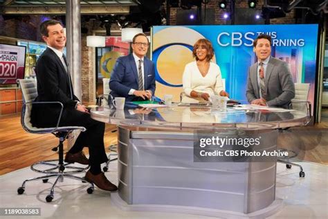 Anthony Mason Cbs Photos and Premium High Res Pictures - Getty Images