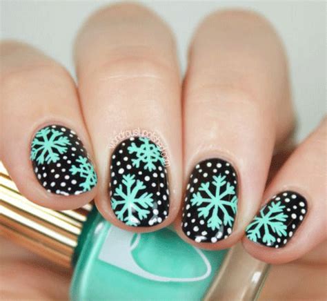 20 Winter Snowflakes Nail Art Designs And Ideas 2018 Modern Fashion Blog