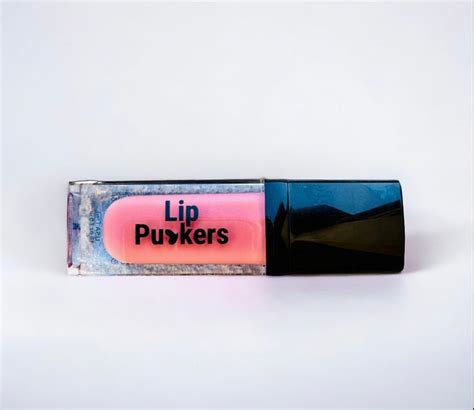 Glossy Lips Lip Puckers