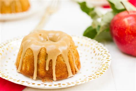 Mini Apple Spice Bundt Cakes With Caramel Glaze Lulu The Baker