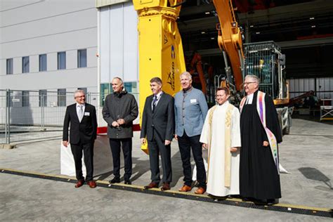 Liebherr Celebrates Opening Of New Development Centre In Kirchdorf ⋆