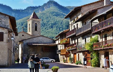 Los 10 pueblos con más encanto de la Garrotxa Mas Redortra