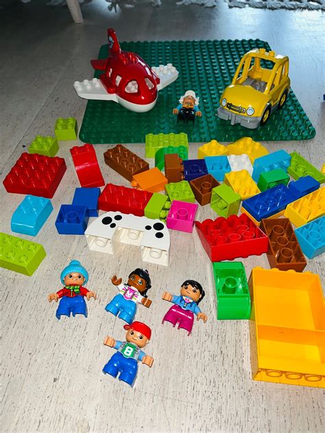 Se Produkter Som Liknar Lego Duplo Flygplan Och Bil M P Tradera