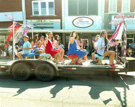 Photo Gallery Kirksville Holds Red White And Blue Festival Parade