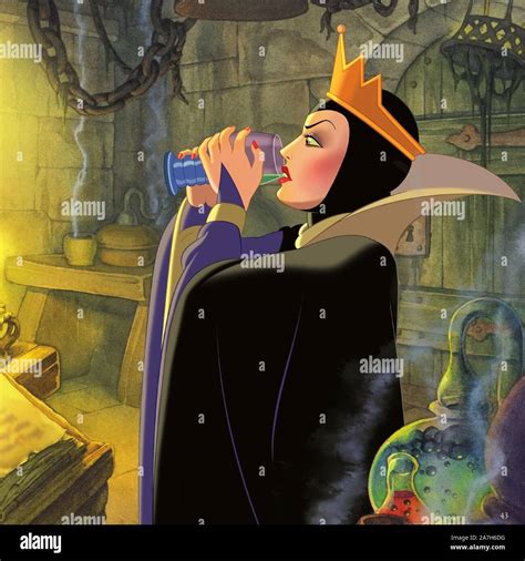 Blancanieves Y Los Siete Enanitos Dirigida Por Walt Disney