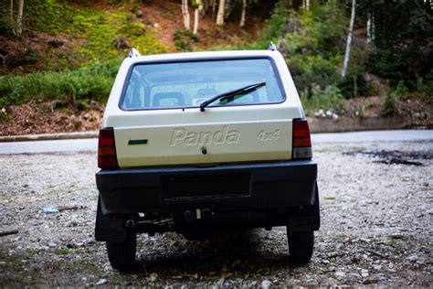 A Volte Ritornano La Mitica Panda 4x4 Heritage Del 2001 Rinnovata E Più Bella Di Prima