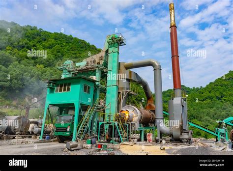 Asphalt Hot Mix Plant It Is Consists Of Cold Aggregate System Drying System Dust Collecting