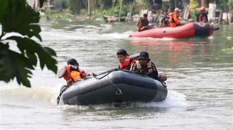 Pencarian Balita Tenggelam Di Brantas Diperluas Hingga Tol Rolak