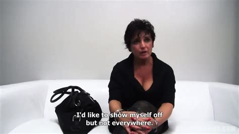 Amateur Housewife Takes Dick