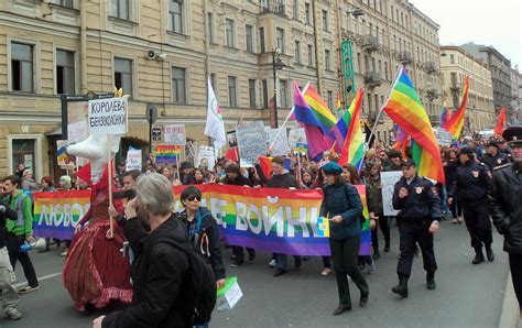 Russian Siri Is Embarrassed By Gay Queries Kitguru