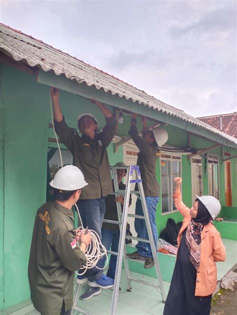 Mahasiswa Teknik Elektro Universitas Teknokrat Indonesia Instalasi