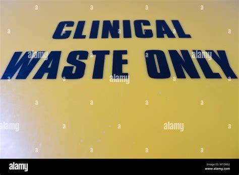 Clinical Waste Only On A Bin Lid In A Patients Hi Res Stock Photography