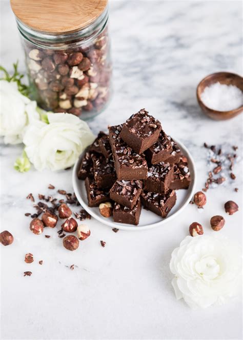 Vegan Chocolate Hazelnut Freezer Fudge Hello Veggie