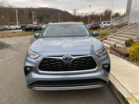 Moon Dust Toyota Highlander Hybrid Platinum Awd Photo