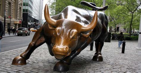 Bull Of Wall Street The Curious Sculpture Of New York That Hides