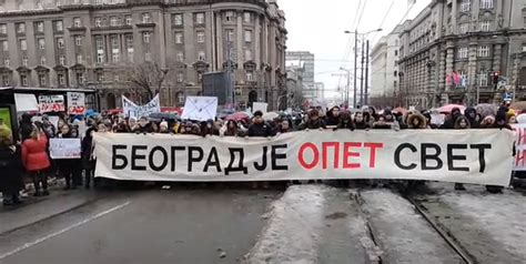 Studenti i danas odali počast stradalima u Novom Sadu u 13h počinje