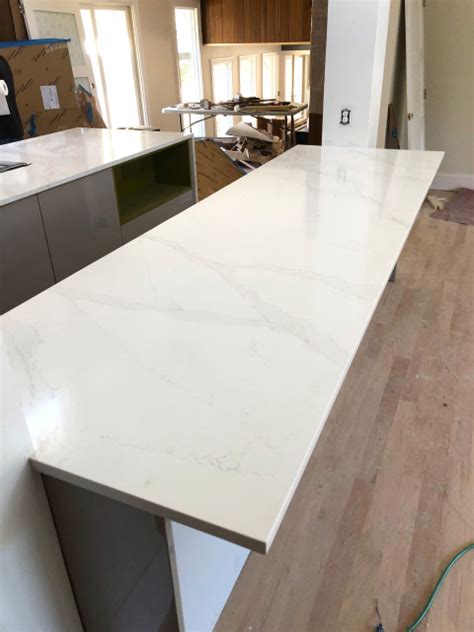 Silestone Eternal Calacatta Gold Countertops - Modern - Kitchen ...