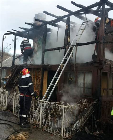 Agenda Pompierului Incendiu La O Cas