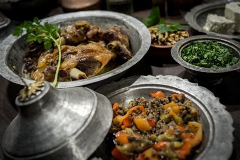 Where to Find UAE Traditional Food: The Best Emirati Restaurants in Dubai