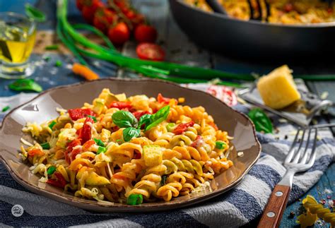 Макарони със зеленчуци от MateKitchen