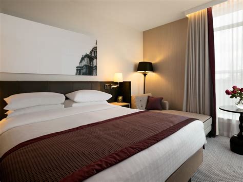 Hilton London Angel Islington in United Kingdom - Room Deals, Photos ...