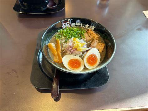 『極煮干し豚骨ラーメン』極煮干し本舗 久喜店のレビュー ラーメンデータベース