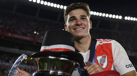 Julián Álvarez Manchester City Ficha Al Delantero De River Plate El