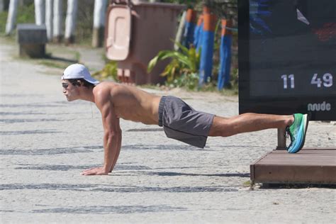 Foto Nicolas Prattes Filho De Edson Celulari Na Novela Fuzu