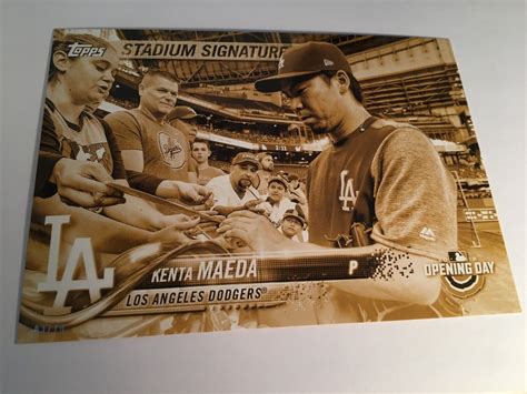 2018 Topps Opening Day Stadium Signatures 5x7 Kenta Maeda Dodgers 03 10