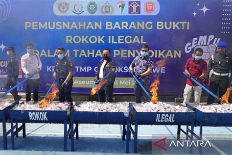 Bea Cukai Musnahkan Ratusan Ribu Rokok Ilegal Di Aceh Utara Antara