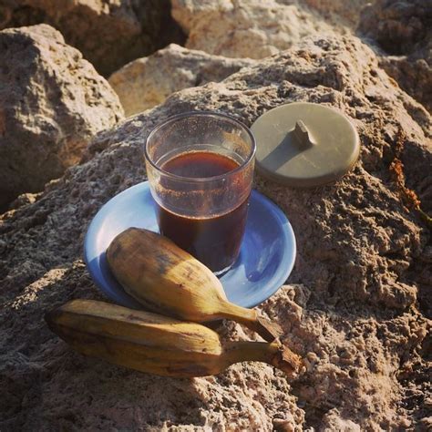 Kopi Bali Dan Pisang Rebus Di Pantai Matahari Terbit Sanur Mulailah