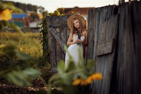 Download White Dress Depth Of Field Hat Blonde Woman Model Hd Wallpaper