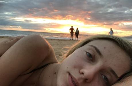 Cute Amateur Girlfriend Haley Reed Exposes Her Hard Nips And Touches Her Twat Coedcherry