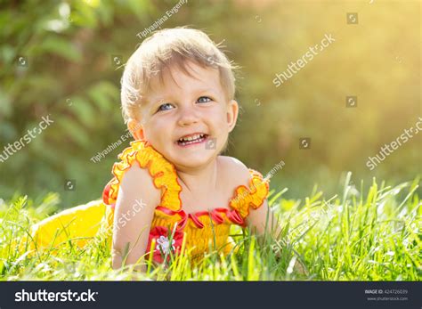 Baby Girl Playing Garden Stock Photo 424726039 Shutterstock