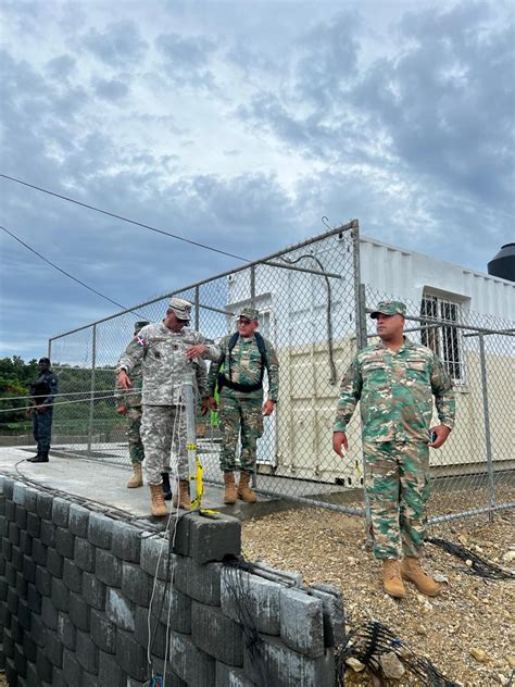 Comandante General De La Armada Realiza Recorrido De Supervisi N