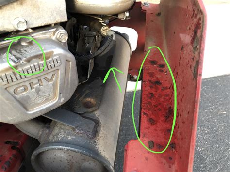 Fluid Leak from Briggs & Stratton Engine : r/smallengines