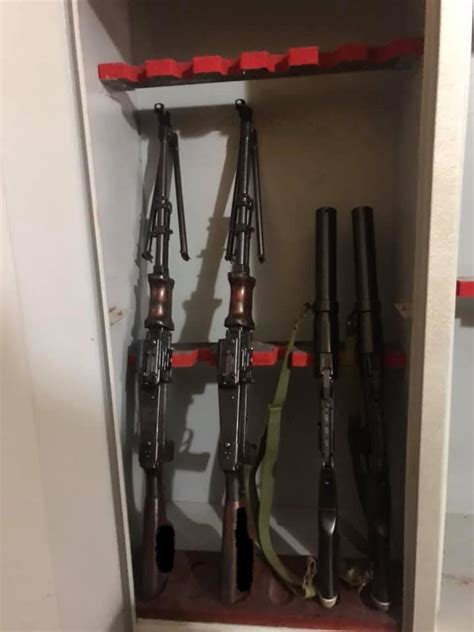 Lee Ann Quann On Twitter Narg Inside A Gun Cache Of The Mobile